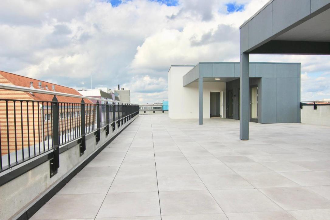 Lejlighed Stunning 2-bed Wlarge Balcony København